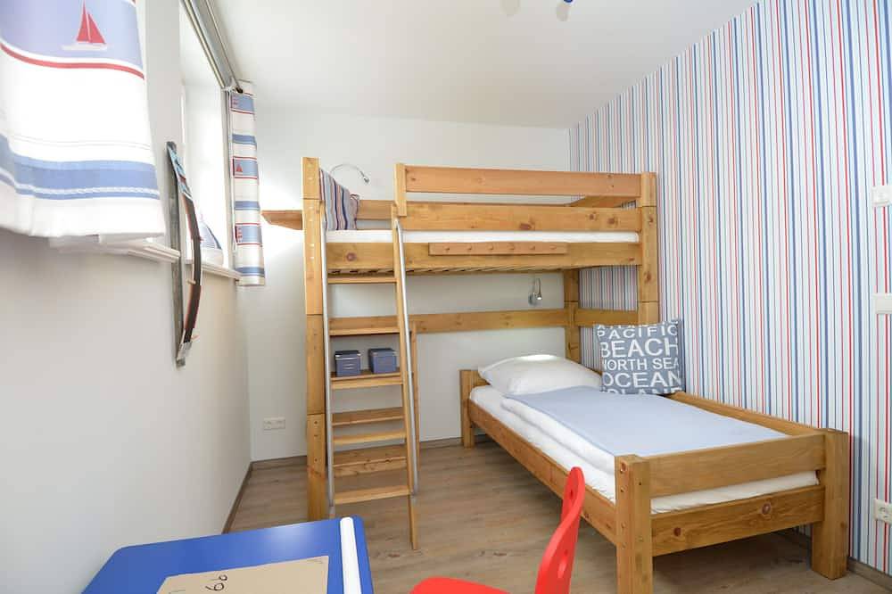 Traum-Ferienhaus für 8 Pers. | Sauna, Kamin, Garten & Wasserblick – Mönchgut in Alt Reddevitz, Mönchgut