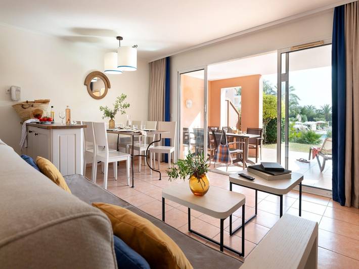 Appartement de vacances pour 6 personnes, avec balcon/terrasse ainsi que piscine et jacuzzi, adapté aux familles - 1