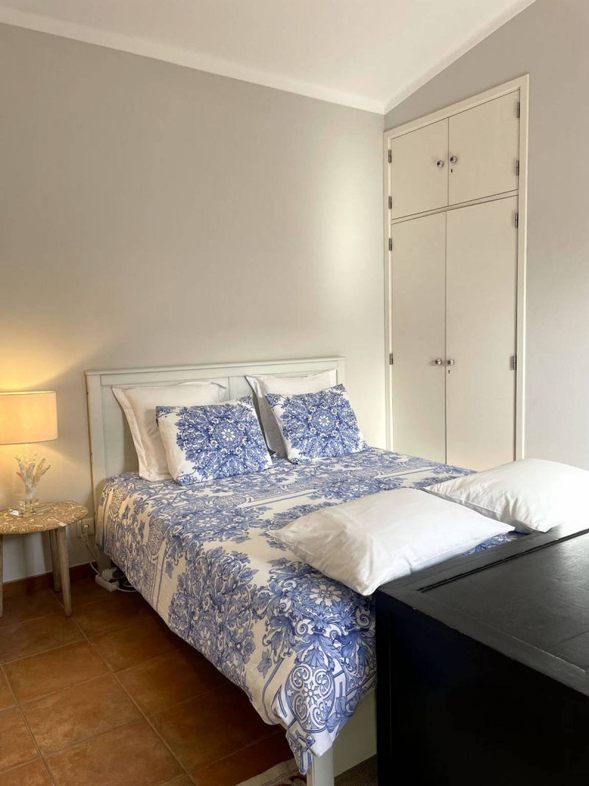 Tranquil Retreat in Sesimbra with Private Entrance and Stunning Views in Praia do Meco, Sesimbra (Castelo)