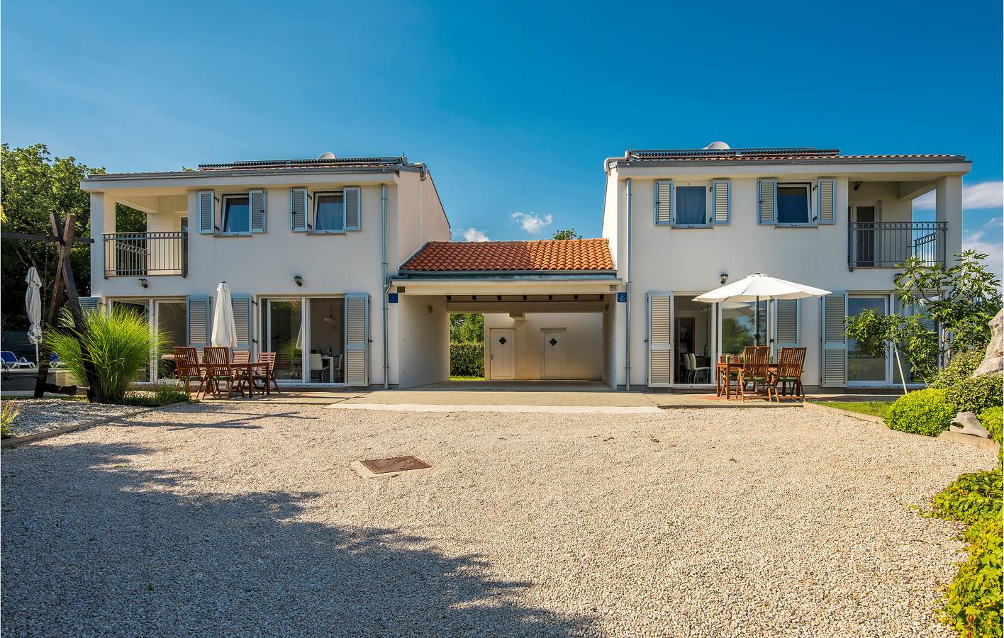 Casa de vacaciones para 10 personas con terraza in Kornic, Krk (isla)
