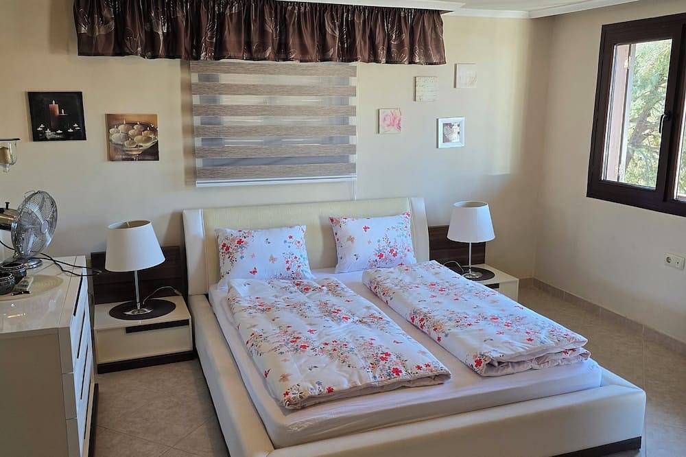 Appartement entier, Marvelous 4-bedroom apartment with Ac in sunny Manavgat in Side, Manavgat