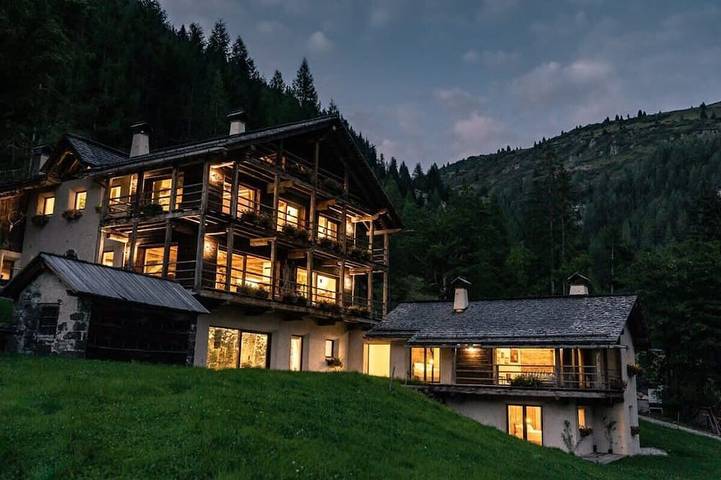 Maso-Dolomiti Luxury Chalet in Arabba, Livinallongo