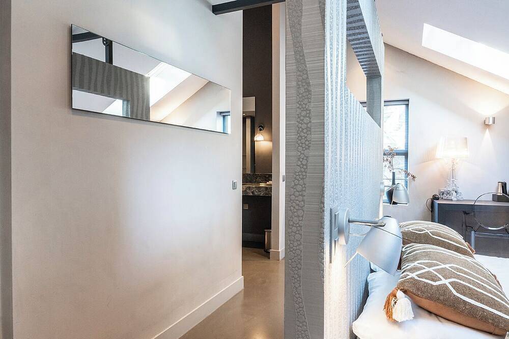 Ganze Wohnung, Nur wenige Minuten vom Hotel Oss und den kulturellen Highlights von Oss entfernt, bietet unser Zimmer einfachen Zugang zum Bahnhof, zu Restaurants und lokalen Sehenswürdigkeiten – ideal für alle, die Oss übernachten möchten. in Oss, Nordbrabant