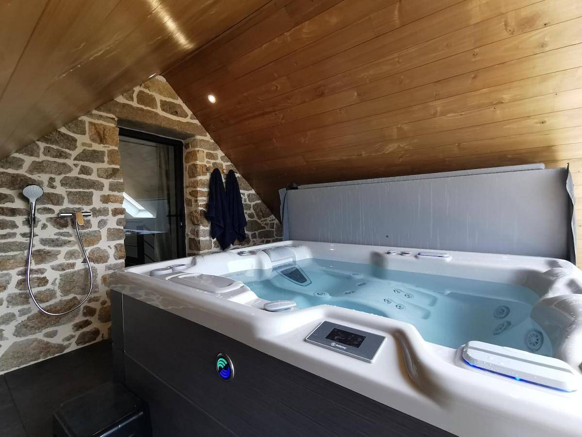 One-Bedroom House in Elliant, Région de Quimper