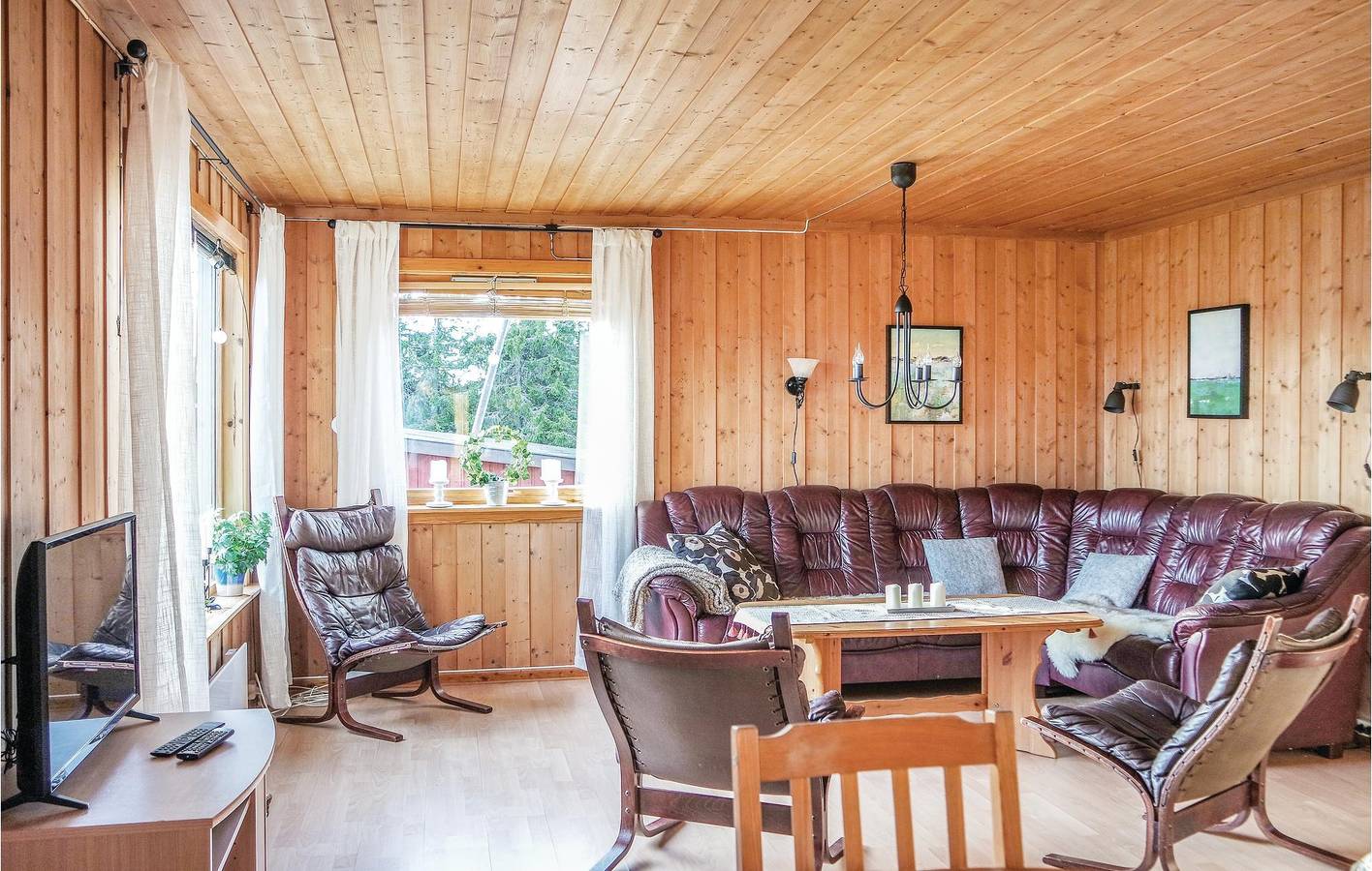 Ferienhaus für 6 Personen mit Terrasse in Sjusjoen, Ringsaker