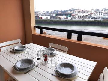 Gîte pour 4 personnes, avec balcon et piscine dans Plage Notre-Dame