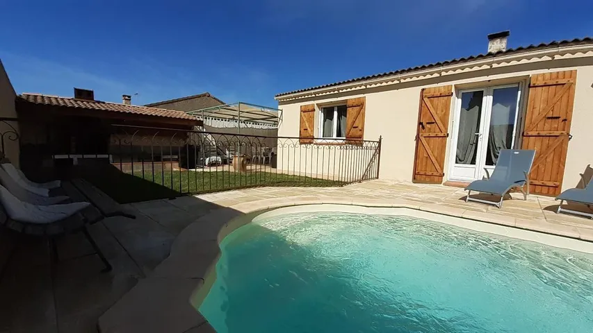 Casa de vacaciones para 6 personas, con terraza y piscina - 1