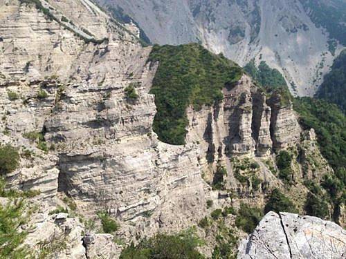Gîte pour 3 personnes, avec vue et balcon à Arta Terme - 3
