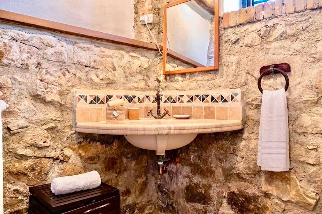 Sant'Ambrogio's Villa in Sant'Ambrogio, Cefalù (Comune)