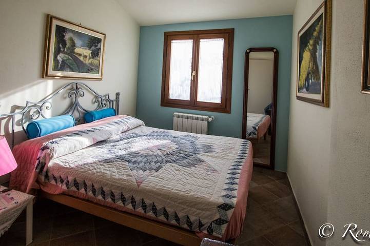 Location de vacances pour 7 personnes, avec jacuzzi et terrasse ainsi que piscine et jardin à Camporosso - 3
