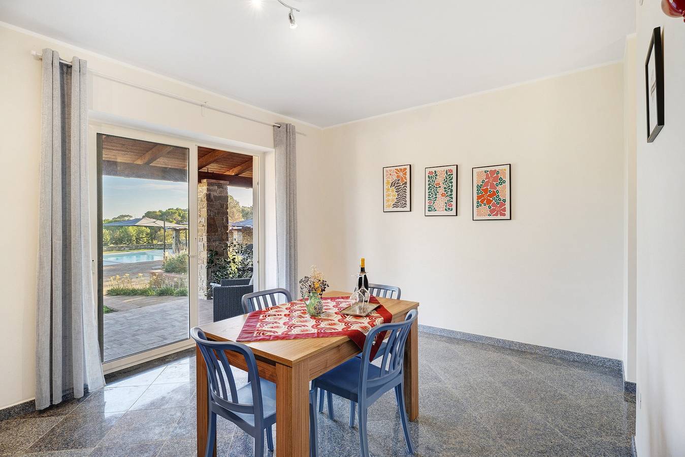 Appartamento intero, Appartamento 'Appartamento Ulivo Vista Piscina' con Vista Mare, Wi-Fi e Aria Condizionata in Montecorice, Cilento