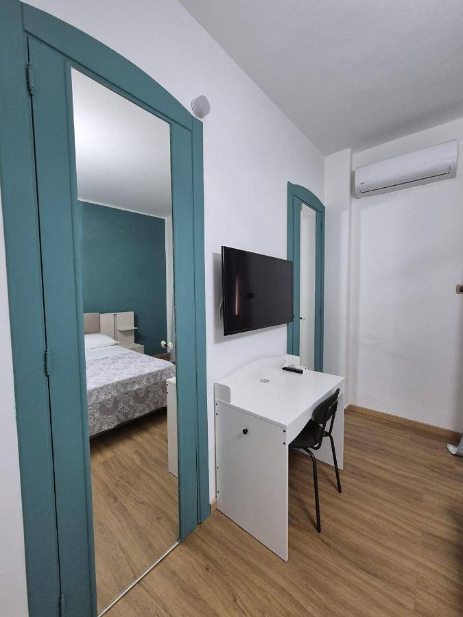 Chambre d’hôte pour 2 personnes, avec balcon et vue à Aversa - 3