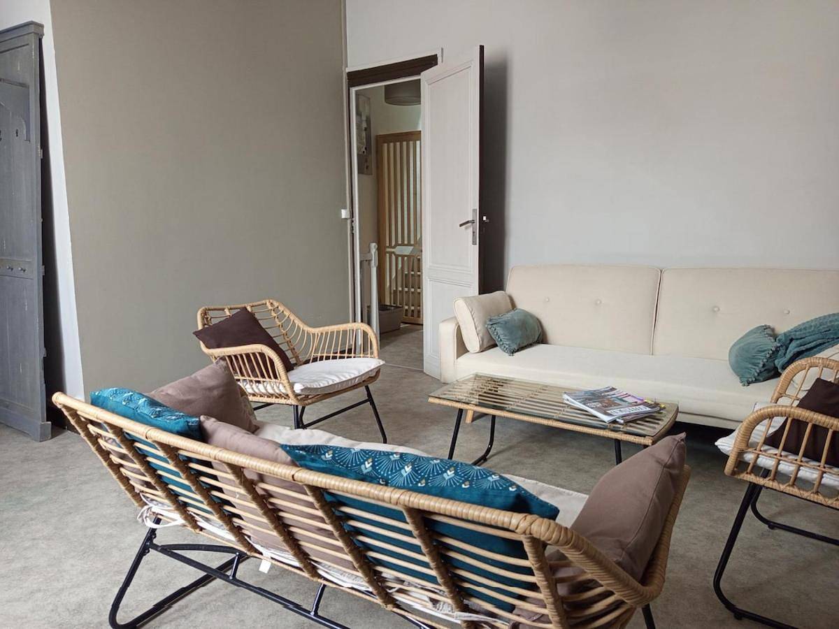 Appartement entier, One-Bedroom Apartment in Langon, Région de Langon