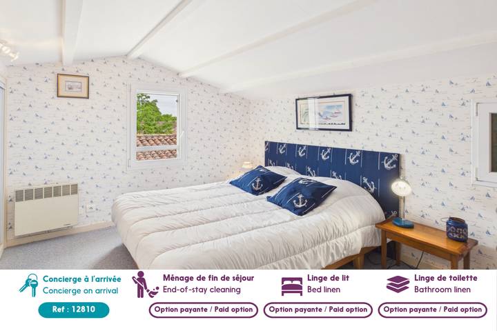 House for 4, 1 km from beach, garden & Bbq in Les Portes-en-Ré, Ile de Re