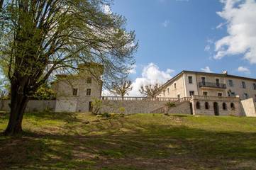 Chambre d’hôte pour 2 personnes, avec jardin ainsi que terrasse et vue dans Maubec (Isère)