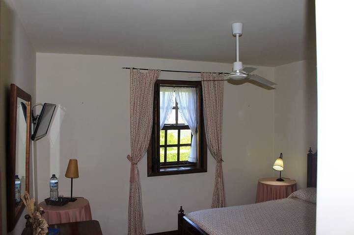 Maison de campagne pour 6 personnes, avec jacuzzi et jardin à Arouca - 4