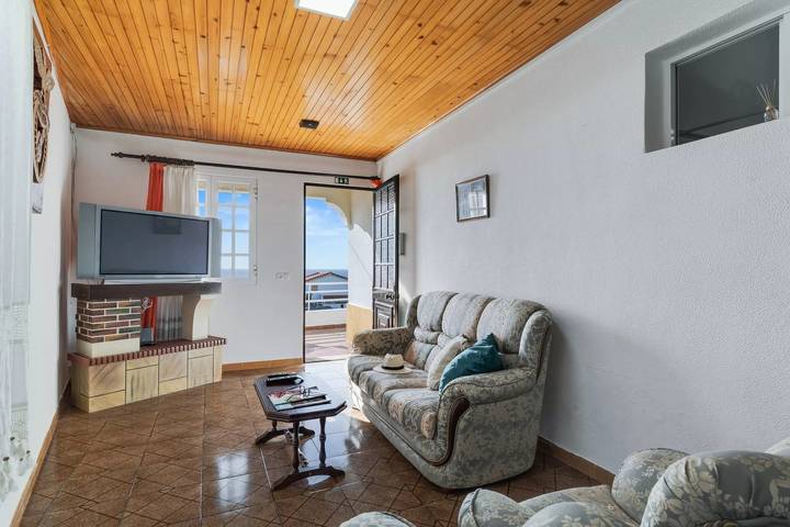 Location de vacances pour 6 personnes, avec balcon et vue à Caniçal - 3