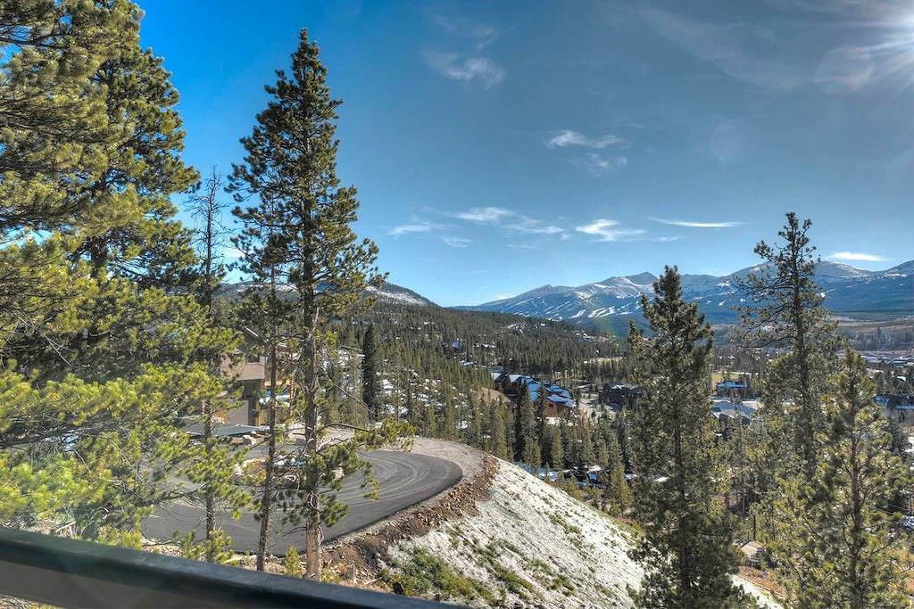 Vacation Home for 10 Guests in Breckenridge, Summit County