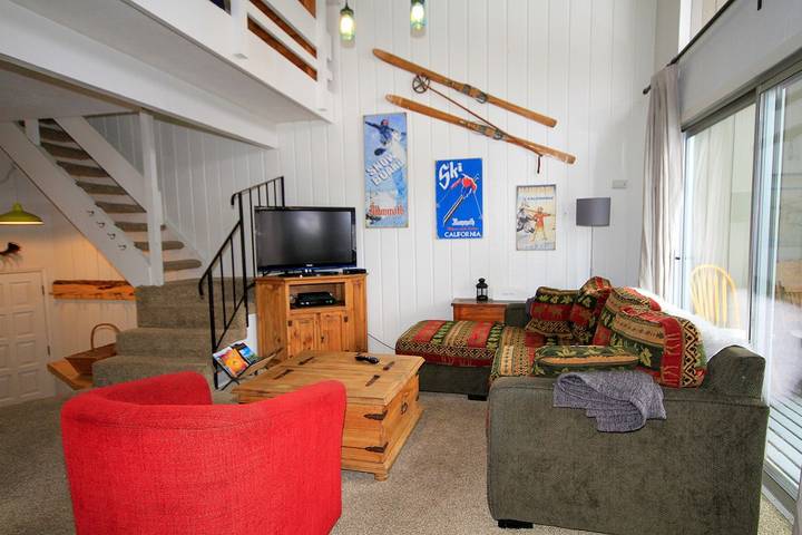 Vacation rental for 8 people, with hot tub and terrace in Mammoth Lakes