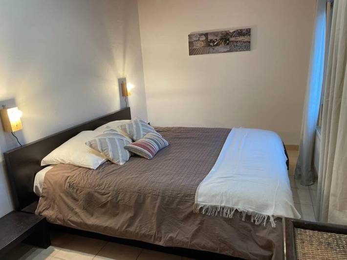 Location de vacances pour 6 personnes, avec Terrasse et Jardin à Miribel - 2