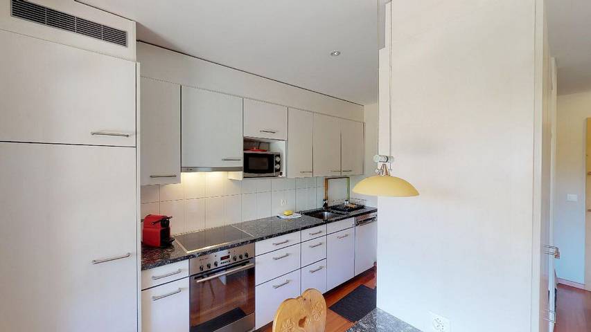 Ferienwohnung für 5 Personen, mit Balkon und Ausblick in Samedan - 3