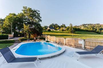 Villa mit pool für 6 Personen, mit Terrasse und Sauna sowie Garten, mit Haustier in Slowenien