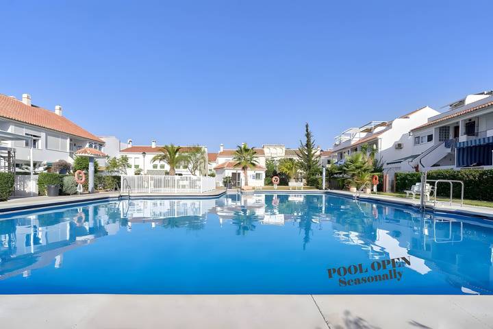 Vacation house for 5 people, with Yard and Children pool