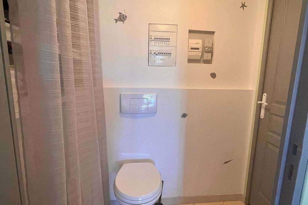 Appartement entier, Porticcio ground floor villa 70 m² 4/5 persons fully Air Conditioned in Porticcio, Grosseto-Prugna
