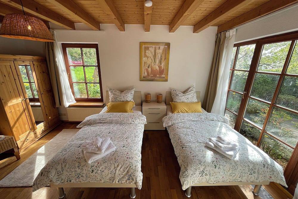 Freistehendes gemütliches Ferienhaus mit Garten in Bad Camberg in Bad Camberg, Landkreis Limburg-Weilburg