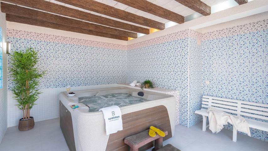 Casa rural para 11 personas, con piscina y jacuzzi en Sayalonga - 4