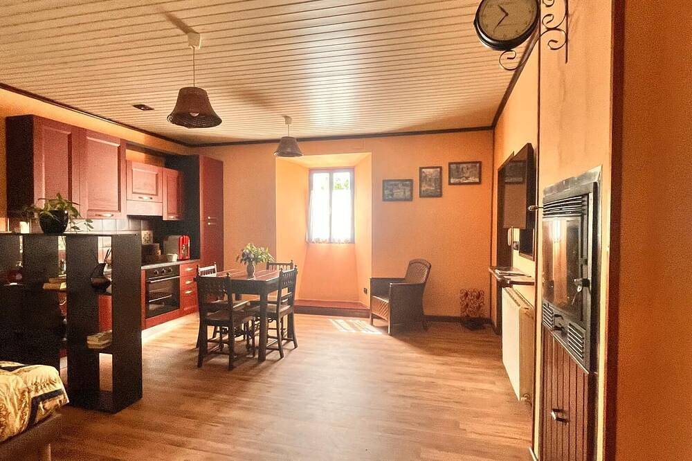B&B Camelia - 5 Minutes from Rocchetta Mattei in Camugnano, Bologna Provinz