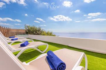 Villa pour 8 personnes, avec piscine ainsi que balcon et jardin à Cala Pi