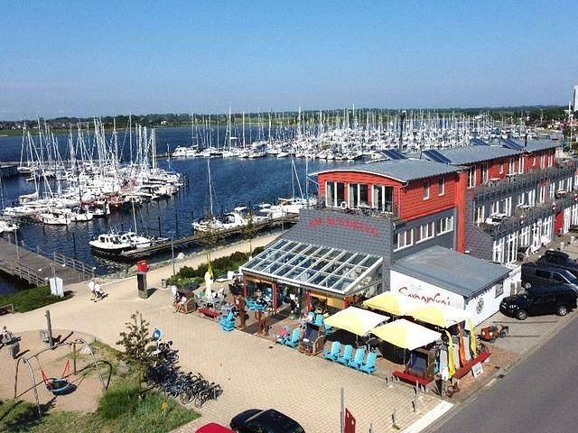 Ganze Wohnung, Komfortables Ferienapartment mit Balkon und Parkplatz nahe Südstrand auf Fehmarn in Ostfehmarn, Fehmarn