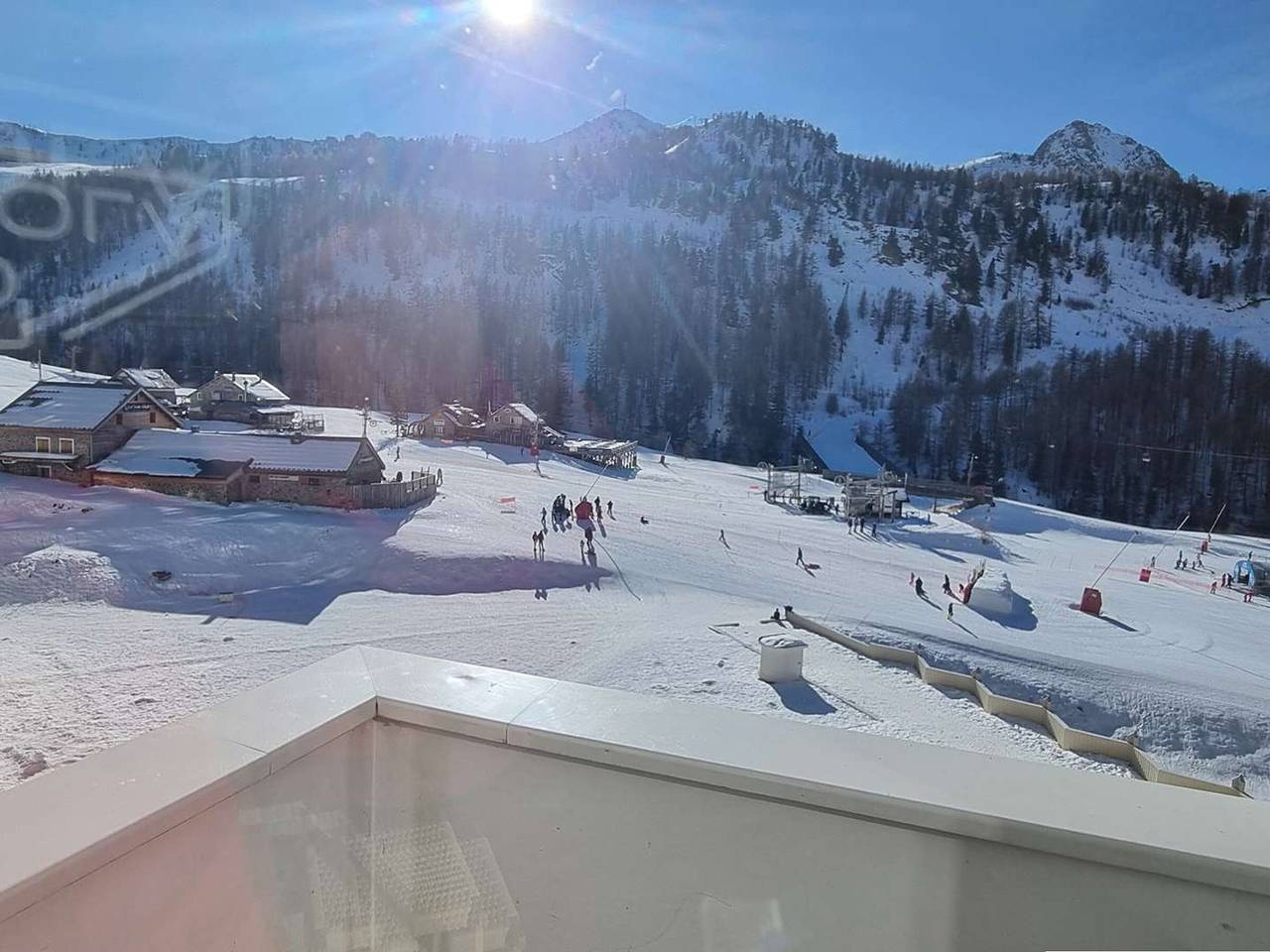 Ganze Wohnung, Renovierte Wohnung, direkt an der Piste, Internet inklusive in Isola 2000, Isola
