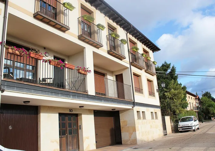 Appartement de vacances pour 6 personnes, avec vue sur le lac ainsi que balcon et vue, adapté aux familles - 1
