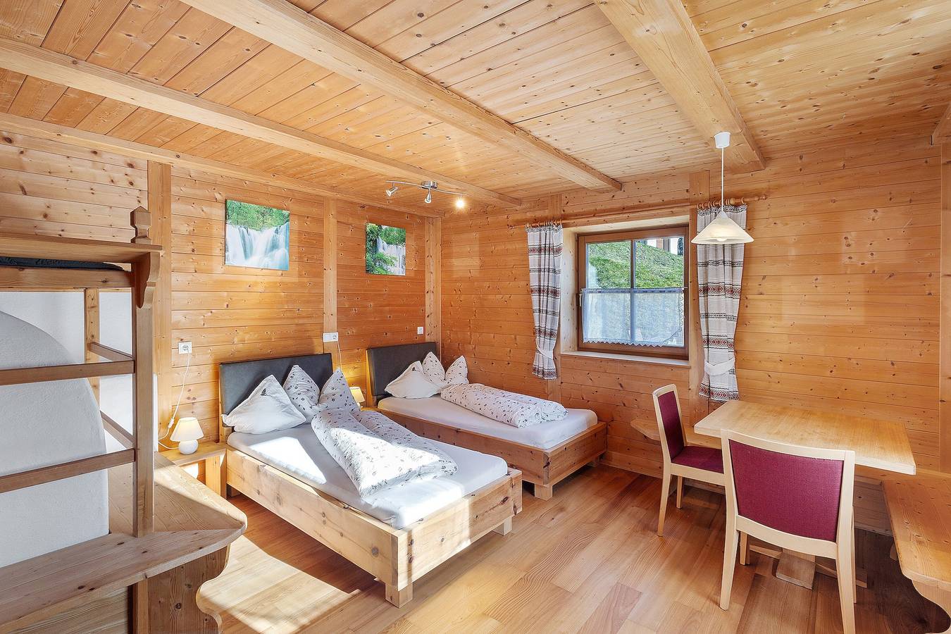 Ganze Wohnung, Apartment 'Steinhof Heuboden' mit Bergblick, Gemeinschaftsterrasse und Wlan in Mittertal (Ratschings), Ratschings