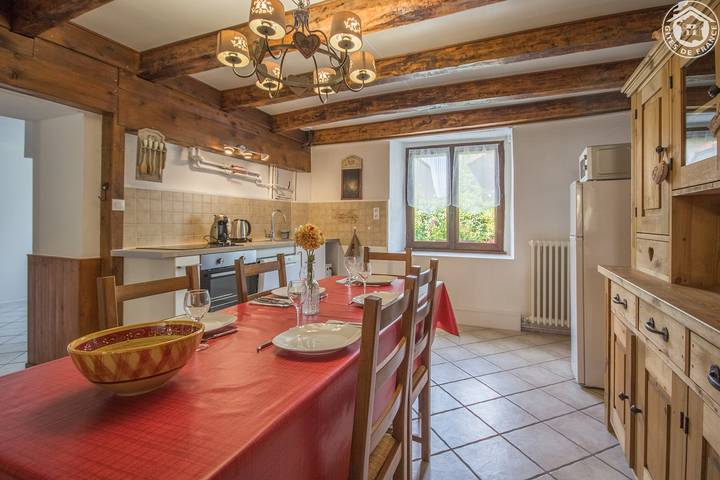 Gîte pour 5 personnes, avec piscine et terrasse dans Bauges - 3