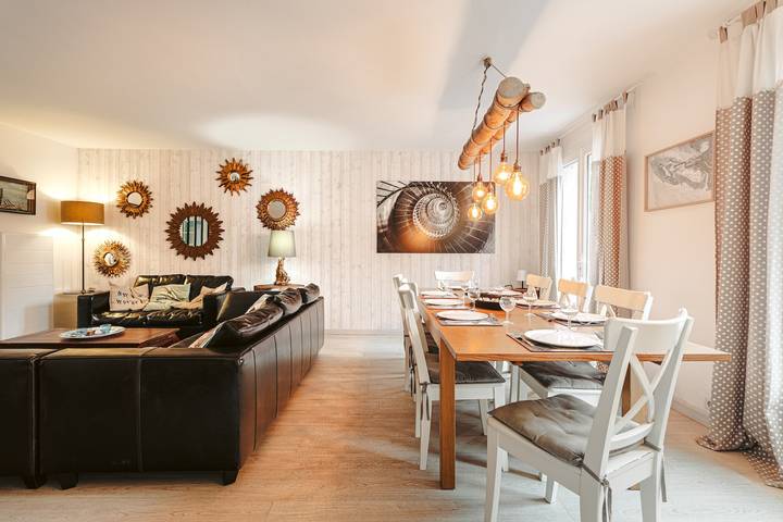 Holiday Home 'Maison 120m2 Pres Centre Et Plages' with Terrace, Garden and Wi-Fi in Le Bois-Plage-en-Ré, Ile de Re