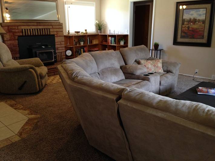 Vacation rental for 15 people, with terrace in Cedar City