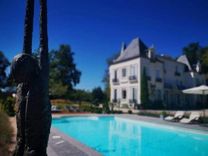 Location de vacances pour 2 personnes, avec jacuzzi ainsi que jardin et piscine à Gan - 4