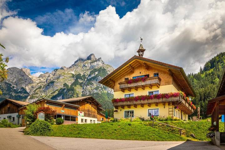 Ferienhaus für 4 Personen, mit Balkon und Garten sowie Ausblick in Werfenweng - 3