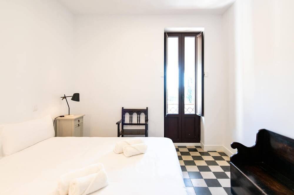 16th-Century Masia with Pool and Chapel in Argentona, Costa del Maresme