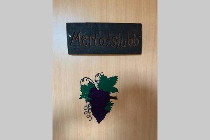 Ferienwohnung für 7 Personen, mit Balkon und Ausblick in Abtsteinach - 2