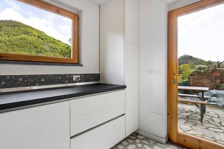 Casa vacanze 'Villino Marco' con terrazza privata, Wi-Fi e aria condizionata in Casano-Dogana-Isola, Luni