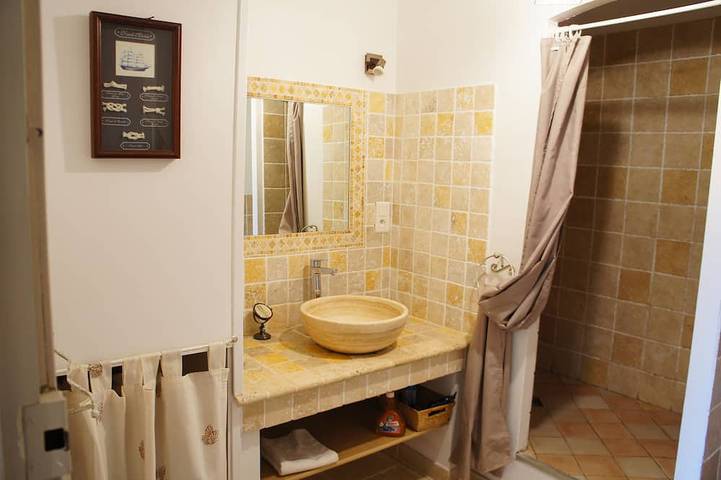 Location de vacances pour 4 personnes, avec piscine et jardin à Flassans-sur-Issole - 3