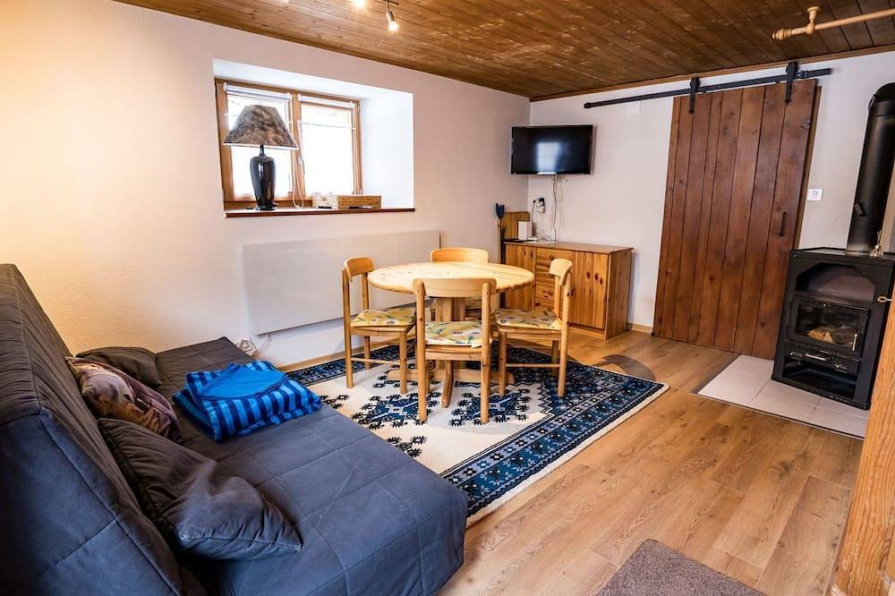Ganze Wohnung, Ferienwohnungen Felder, (Splügen) in Splügenpass, Rheinwald