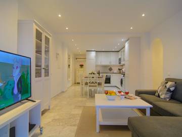 Vacation Apartment for 6 Guests in Playa San Francisco, Fuengirola, Picture 4