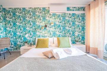Apartment for 2 People in Juan-les-Pins, Antibes, Photo 1