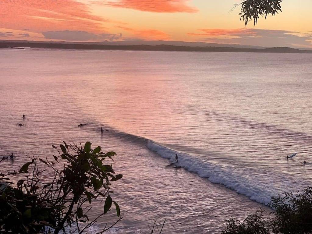 Little Cove 4Br Home, Pool, Pool table, Sleeps 16 in Noosa Heads, Noosa