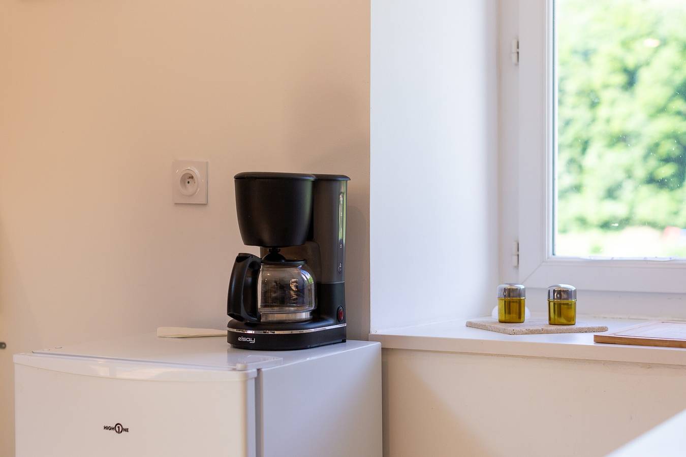 Apartamento entero, Apartamento 'Dans Hameau Du Vercors' con terraza compartida y Wi-Fi in Saint-Agnan-en-Vercors, Parc naturel régional du Vercors